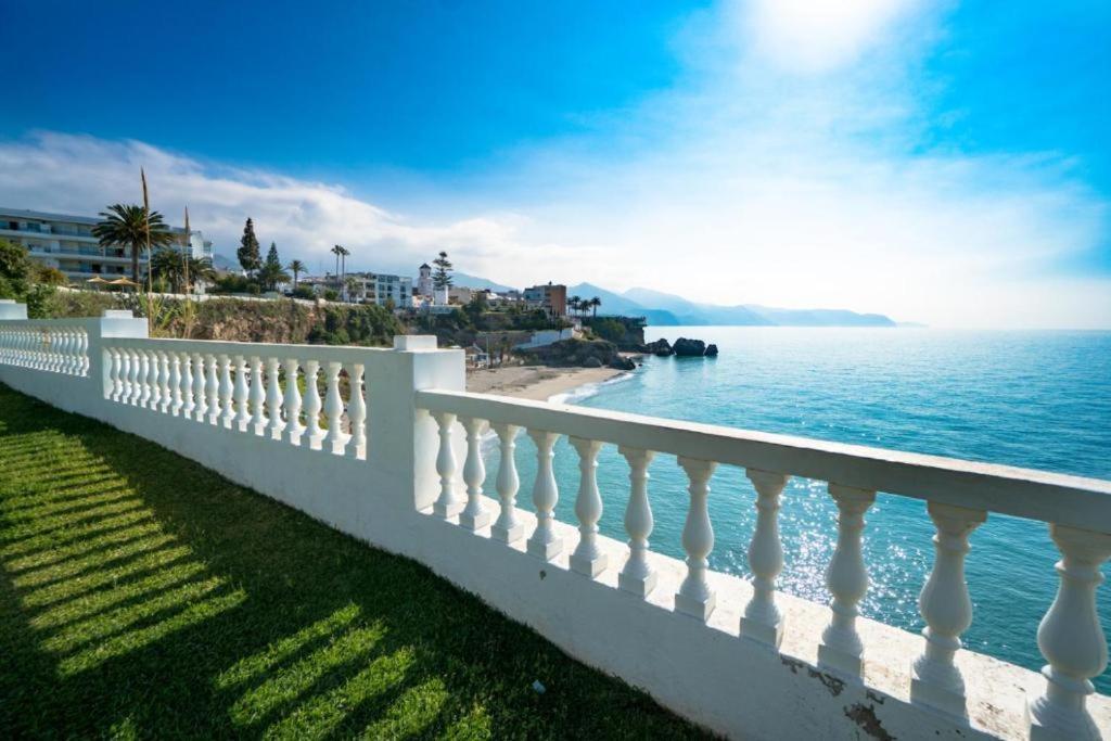 Palmeras 9 Menyber Nerja Exteriör bild